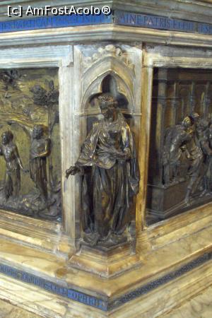 [P26] Baptisteriul: 'Feda' de Donatello.  » foto by Carmen Ion
 - 
<span class="allrVoted glyphicon glyphicon-heart hidden" id="av809779"></span>
<a class="m-l-10 hidden" id="sv809779" onclick="voting_Foto_DelVot(,809779,7576)" role="button">șterge vot <span class="glyphicon glyphicon-remove"></span></a>
<a id="v9809779" class=" c-red"  onclick="voting_Foto_SetVot(809779)" role="button"><span class="glyphicon glyphicon-heart-empty"></span> <b>LIKE</b> = Votează poza</a> <img class="hidden"  id="f809779W9" src="/imagini/loader.gif" border="0" /><span class="AjErrMes hidden" id="e809779ErM"></span>