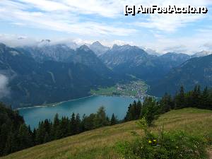 [P27] Achensee si Pertisau vazute de pe Rofan » foto by saxonul
 - 
<span class="allrVoted glyphicon glyphicon-heart hidden" id="av545476"></span>
<a class="m-l-10 hidden" id="sv545476" onclick="voting_Foto_DelVot(,545476,7577)" role="button">șterge vot <span class="glyphicon glyphicon-remove"></span></a>
<a id="v9545476" class=" c-red"  onclick="voting_Foto_SetVot(545476)" role="button"><span class="glyphicon glyphicon-heart-empty"></span> <b>LIKE</b> = Votează poza</a> <img class="hidden"  id="f545476W9" src="/imagini/loader.gif" border="0" /><span class="AjErrMes hidden" id="e545476ErM"></span>