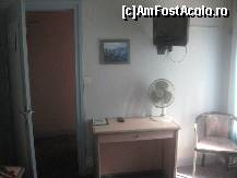 [P06] Ai si televizor si un ventilator daca cumva ti se face prea cald » foto by dorgo
 - 
<span class="allrVoted glyphicon glyphicon-heart hidden" id="av159493"></span>
<a class="m-l-10 hidden" id="sv159493" onclick="voting_Foto_DelVot(,159493,7601)" role="button">șterge vot <span class="glyphicon glyphicon-remove"></span></a>
<a id="v9159493" class=" c-red"  onclick="voting_Foto_SetVot(159493)" role="button"><span class="glyphicon glyphicon-heart-empty"></span> <b>LIKE</b> = Votează poza</a> <img class="hidden"  id="f159493W9" src="/imagini/loader.gif" border="0" /><span class="AjErrMes hidden" id="e159493ErM"></span>