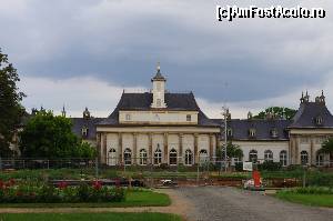 [P19] Schloss Pillnitz, situat in estul orasului » foto by osna
 - 
<span class="allrVoted glyphicon glyphicon-heart hidden" id="av554395"></span>
<a class="m-l-10 hidden" id="sv554395" onclick="voting_Foto_DelVot(,554395,7690)" role="button">șterge vot <span class="glyphicon glyphicon-remove"></span></a>
<a id="v9554395" class=" c-red"  onclick="voting_Foto_SetVot(554395)" role="button"><span class="glyphicon glyphicon-heart-empty"></span> <b>LIKE</b> = Votează poza</a> <img class="hidden"  id="f554395W9" src="/imagini/loader.gif" border="0" /><span class="AjErrMes hidden" id="e554395ErM"></span>