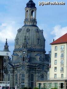 [P20] Dresda, Biserica Maicii Domnului (Frauenkirche) » foto by magdalena
 - 
<span class="allrVoted glyphicon glyphicon-heart hidden" id="av147933"></span>
<a class="m-l-10 hidden" id="sv147933" onclick="voting_Foto_DelVot(,147933,7690)" role="button">șterge vot <span class="glyphicon glyphicon-remove"></span></a>
<a id="v9147933" class=" c-red"  onclick="voting_Foto_SetVot(147933)" role="button"><span class="glyphicon glyphicon-heart-empty"></span> <b>LIKE</b> = Votează poza</a> <img class="hidden"  id="f147933W9" src="/imagini/loader.gif" border="0" /><span class="AjErrMes hidden" id="e147933ErM"></span>