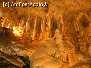 [P17] Stalactite, stalagmite si coloane » foto by Pușcașu Marin
 - 
<span class="allrVoted glyphicon glyphicon-heart hidden" id="av945735"></span>
<a class="m-l-10 hidden" id="sv945735" onclick="voting_Foto_DelVot(,945735,7768)" role="button">șterge vot <span class="glyphicon glyphicon-remove"></span></a>
<a id="v9945735" class=" c-red"  onclick="voting_Foto_SetVot(945735)" role="button"><span class="glyphicon glyphicon-heart-empty"></span> <b>LIKE</b> = Votează poza</a> <img class="hidden"  id="f945735W9" src="/imagini/loader.gif" border="0" /><span class="AjErrMes hidden" id="e945735ErM"></span>