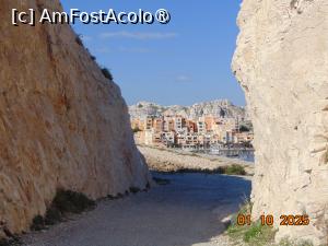 [P75] drumul de pamânt insula Pomegues » foto by Yolanda
 - 
<span class="allrVoted glyphicon glyphicon-heart hidden" id="av1513575"></span>
<a class="m-l-10 hidden" id="sv1513575" onclick="voting_Foto_DelVot(,1513575,7772)" role="button">șterge vot <span class="glyphicon glyphicon-remove"></span></a>
<a id="v91513575" class=" c-red"  onclick="voting_Foto_SetVot(1513575)" role="button"><span class="glyphicon glyphicon-heart-empty"></span> <b>LIKE</b> = Votează poza</a> <img class="hidden"  id="f1513575W9" src="/imagini/loader.gif" border="0" /><span class="AjErrMes hidden" id="e1513575ErM"></span>