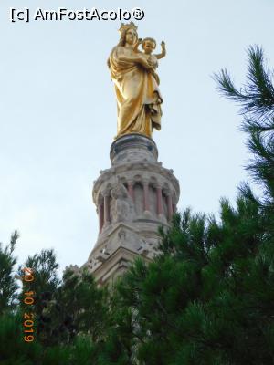 [P40] Detaliu asupra statuii din vârful Bazilicii Notre Dame de la Garde » foto by irinad
 - 
<span class="allrVoted glyphicon glyphicon-heart hidden" id="av1125771"></span>
<a class="m-l-10 hidden" id="sv1125771" onclick="voting_Foto_DelVot(,1125771,7772)" role="button">șterge vot <span class="glyphicon glyphicon-remove"></span></a>
<a id="v91125771" class=" c-red"  onclick="voting_Foto_SetVot(1125771)" role="button"><span class="glyphicon glyphicon-heart-empty"></span> <b>LIKE</b> = Votează poza</a> <img class="hidden"  id="f1125771W9" src="/imagini/loader.gif" border="0" /><span class="AjErrMes hidden" id="e1125771ErM"></span>