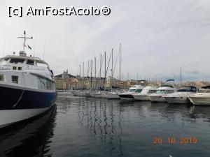 [P50] Vase la chei în Vieux Port » foto by irinad
 - 
<span class="allrVoted glyphicon glyphicon-heart hidden" id="av1131834"></span>
<a class="m-l-10 hidden" id="sv1131834" onclick="voting_Foto_DelVot(,1131834,7772)" role="button">șterge vot <span class="glyphicon glyphicon-remove"></span></a>
<a id="v91131834" class=" c-red"  onclick="voting_Foto_SetVot(1131834)" role="button"><span class="glyphicon glyphicon-heart-empty"></span> <b>LIKE</b> = Votează poza</a> <img class="hidden"  id="f1131834W9" src="/imagini/loader.gif" border="0" /><span class="AjErrMes hidden" id="e1131834ErM"></span>