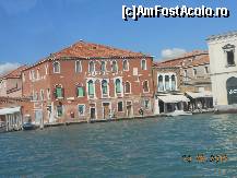 [P04] Italia - fabrica de sticla pe insula Murano » foto by Diaura*
 - 
<span class="allrVoted glyphicon glyphicon-heart hidden" id="av379761"></span>
<a class="m-l-10 hidden" id="sv379761" onclick="voting_Foto_DelVot(,379761,7782)" role="button">șterge vot <span class="glyphicon glyphicon-remove"></span></a>
<a id="v9379761" class=" c-red"  onclick="voting_Foto_SetVot(379761)" role="button"><span class="glyphicon glyphicon-heart-empty"></span> <b>LIKE</b> = Votează poza</a> <img class="hidden"  id="f379761W9" src="/imagini/loader.gif" border="0" /><span class="AjErrMes hidden" id="e379761ErM"></span>