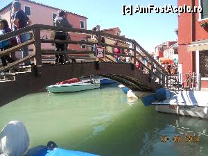 [P13] Italia - insula Burano, un pod dragut din lemn.  » foto by Diaura*
 - 
<span class="allrVoted glyphicon glyphicon-heart hidden" id="av381908"></span>
<a class="m-l-10 hidden" id="sv381908" onclick="voting_Foto_DelVot(,381908,7782)" role="button">șterge vot <span class="glyphicon glyphicon-remove"></span></a>
<a id="v9381908" class=" c-red"  onclick="voting_Foto_SetVot(381908)" role="button"><span class="glyphicon glyphicon-heart-empty"></span> <b>LIKE</b> = Votează poza</a> <img class="hidden"  id="f381908W9" src="/imagini/loader.gif" border="0" /><span class="AjErrMes hidden" id="e381908ErM"></span>