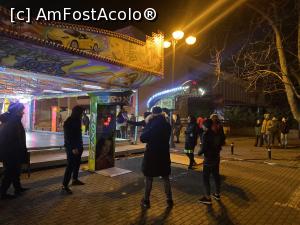 [P06] Focsani - Targul de Craciun seara » foto by mishu
 - 
<span class="allrVoted glyphicon glyphicon-heart hidden" id="av1344480"></span>
<a class="m-l-10 hidden" id="sv1344480" onclick="voting_Foto_DelVot(,1344480,7833)" role="button">șterge vot <span class="glyphicon glyphicon-remove"></span></a>
<a id="v91344480" class=" c-red"  onclick="voting_Foto_SetVot(1344480)" role="button"><span class="glyphicon glyphicon-heart-empty"></span> <b>LIKE</b> = Votează poza</a> <img class="hidden"  id="f1344480W9" src="/imagini/loader.gif" border="0" /><span class="AjErrMes hidden" id="e1344480ErM"></span>