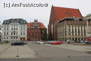 [P05] Wrocław, Plac Wolności și în dreapta Kościół pw św. Stanisława, Doroty i  Wacława (Biserica Sf. Stanislav, Doroty şi Venceslas) » foto by mprofeanu
 - 
<span class="allrVoted glyphicon glyphicon-heart hidden" id="av1367176"></span>
<a class="m-l-10 hidden" id="sv1367176" onclick="voting_Foto_DelVot(,1367176,7843)" role="button">șterge vot <span class="glyphicon glyphicon-remove"></span></a>
<a id="v91367176" class=" c-red"  onclick="voting_Foto_SetVot(1367176)" role="button"><span class="glyphicon glyphicon-heart-empty"></span> <b>LIKE</b> = Votează poza</a> <img class="hidden"  id="f1367176W9" src="/imagini/loader.gif" border="0" /><span class="AjErrMes hidden" id="e1367176ErM"></span>