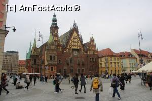 [P50] Wrocław, Rynek, Muzeum Sztuki Mieszczańskiej (Vechea Primărie). Fațada estică » foto by mprofeanu
 - 
<span class="allrVoted glyphicon glyphicon-heart hidden" id="av1367221"></span>
<a class="m-l-10 hidden" id="sv1367221" onclick="voting_Foto_DelVot(,1367221,7843)" role="button">șterge vot <span class="glyphicon glyphicon-remove"></span></a>
<a id="v91367221" class=" c-red"  onclick="voting_Foto_SetVot(1367221)" role="button"><span class="glyphicon glyphicon-heart-empty"></span> <b>LIKE</b> = Votează poza</a> <img class="hidden"  id="f1367221W9" src="/imagini/loader.gif" border="0" /><span class="AjErrMes hidden" id="e1367221ErM"></span>