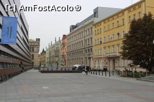 [P09] Wrocław, Plac Wolności (Piața Libertății), clădiri deosebite, în stânga Narodowe Forum Muzyki » foto by mprofeanu
 - 
<span class="allrVoted glyphicon glyphicon-heart hidden" id="av1367180"></span>
<a class="m-l-10 hidden" id="sv1367180" onclick="voting_Foto_DelVot(,1367180,7843)" role="button">șterge vot <span class="glyphicon glyphicon-remove"></span></a>
<a id="v91367180" class=" c-red"  onclick="voting_Foto_SetVot(1367180)" role="button"><span class="glyphicon glyphicon-heart-empty"></span> <b>LIKE</b> = Votează poza</a> <img class="hidden"  id="f1367180W9" src="/imagini/loader.gif" border="0" /><span class="AjErrMes hidden" id="e1367180ErM"></span>