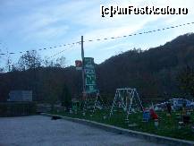 [P03] Ramnicu Valcea - Km 10, Restaurantul pensiunii Hans, parculetul » foto by magdalena
 - 
<span class="allrVoted glyphicon glyphicon-heart hidden" id="av157648"></span>
<a class="m-l-10 hidden" id="sv157648" onclick="voting_Foto_DelVot(,157648,7905)" role="button">șterge vot <span class="glyphicon glyphicon-remove"></span></a>
<a id="v9157648" class=" c-red"  onclick="voting_Foto_SetVot(157648)" role="button"><span class="glyphicon glyphicon-heart-empty"></span> <b>LIKE</b> = Votează poza</a> <img class="hidden"  id="f157648W9" src="/imagini/loader.gif" border="0" /><span class="AjErrMes hidden" id="e157648ErM"></span>