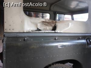 [P52] Kathmandu - Land Rover, jeep-ul regelui Mahendra Bir Bikram Shah  atacat cu bombă în 1962. » foto by iulianic
 - 
<span class="allrVoted glyphicon glyphicon-heart hidden" id="av1469355"></span>
<a class="m-l-10 hidden" id="sv1469355" onclick="voting_Foto_DelVot(,1469355,7929)" role="button">șterge vot <span class="glyphicon glyphicon-remove"></span></a>
<a id="v91469355" class=" c-red"  onclick="voting_Foto_SetVot(1469355)" role="button"><span class="glyphicon glyphicon-heart-empty"></span> <b>LIKE</b> = Votează poza</a> <img class="hidden"  id="f1469355W9" src="/imagini/loader.gif" border="0" /><span class="AjErrMes hidden" id="e1469355ErM"></span>