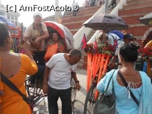 [P56] Kathmandu - Cu ricșa. » foto by iulianic
 - 
<span class="allrVoted glyphicon glyphicon-heart hidden" id="av1469359"></span>
<a class="m-l-10 hidden" id="sv1469359" onclick="voting_Foto_DelVot(,1469359,7929)" role="button">șterge vot <span class="glyphicon glyphicon-remove"></span></a>
<a id="v91469359" class=" c-red"  onclick="voting_Foto_SetVot(1469359)" role="button"><span class="glyphicon glyphicon-heart-empty"></span> <b>LIKE</b> = Votează poza</a> <img class="hidden"  id="f1469359W9" src="/imagini/loader.gif" border="0" /><span class="AjErrMes hidden" id="e1469359ErM"></span>