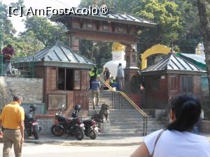 [P60] Kathmandu - La Templul Swayambhunath sau Templul Maimuțelor. » foto by iulianic
 - 
<span class="allrVoted glyphicon glyphicon-heart hidden" id="av1469363"></span>
<a class="m-l-10 hidden" id="sv1469363" onclick="voting_Foto_DelVot(,1469363,7929)" role="button">șterge vot <span class="glyphicon glyphicon-remove"></span></a>
<a id="v91469363" class=" c-red"  onclick="voting_Foto_SetVot(1469363)" role="button"><span class="glyphicon glyphicon-heart-empty"></span> <b>LIKE</b> = Votează poza</a> <img class="hidden"  id="f1469363W9" src="/imagini/loader.gif" border="0" /><span class="AjErrMes hidden" id="e1469363ErM"></span>