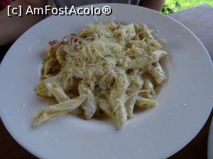 [P12] Penne Carbonara - Restaurant Alexo, Târgoviște.  » foto by tata123 🔱
 - 
<span class="allrVoted glyphicon glyphicon-heart hidden" id="av968104"></span>
<a class="m-l-10 hidden" id="sv968104" onclick="voting_Foto_DelVot(,968104,7936)" role="button">șterge vot <span class="glyphicon glyphicon-remove"></span></a>
<a id="v9968104" class=" c-red"  onclick="voting_Foto_SetVot(968104)" role="button"><span class="glyphicon glyphicon-heart-empty"></span> <b>LIKE</b> = Votează poza</a> <img class="hidden"  id="f968104W9" src="/imagini/loader.gif" border="0" /><span class="AjErrMes hidden" id="e968104ErM"></span>