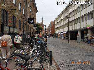 [P08] Malmö - În oraşul vechi, spre Biserica Sankt Petri.  » foto by iulianic
 - 
<span class="allrVoted glyphicon glyphicon-heart hidden" id="av581117"></span>
<a class="m-l-10 hidden" id="sv581117" onclick="voting_Foto_DelVot(,581117,7982)" role="button">șterge vot <span class="glyphicon glyphicon-remove"></span></a>
<a id="v9581117" class=" c-red"  onclick="voting_Foto_SetVot(581117)" role="button"><span class="glyphicon glyphicon-heart-empty"></span> <b>LIKE</b> = Votează poza</a> <img class="hidden"  id="f581117W9" src="/imagini/loader.gif" border="0" /><span class="AjErrMes hidden" id="e581117ErM"></span>