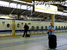 [P05] În gara din Tokyo, pe peronul de shinkansen » foto by badge®
 - 
<span class="allrVoted glyphicon glyphicon-heart hidden" id="av172839"></span>
<a class="m-l-10 hidden" id="sv172839" onclick="voting_Foto_DelVot(,172839,7999)" role="button">șterge vot <span class="glyphicon glyphicon-remove"></span></a>
<a id="v9172839" class=" c-red"  onclick="voting_Foto_SetVot(172839)" role="button"><span class="glyphicon glyphicon-heart-empty"></span> <b>LIKE</b> = Votează poza</a> <img class="hidden"  id="f172839W9" src="/imagini/loader.gif" border="0" /><span class="AjErrMes hidden" id="e172839ErM"></span>