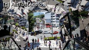 [P34] Harajuku Shopping Mall – intrarea cu caleidoscop de oglinzi » foto by mcnegoita
 - 
<span class="allrVoted glyphicon glyphicon-heart hidden" id="av1013769"></span>
<a class="m-l-10 hidden" id="sv1013769" onclick="voting_Foto_DelVot(,1013769,7999)" role="button">șterge vot <span class="glyphicon glyphicon-remove"></span></a>
<a id="v91013769" class=" c-red"  onclick="voting_Foto_SetVot(1013769)" role="button"><span class="glyphicon glyphicon-heart-empty"></span> <b>LIKE</b> = Votează poza</a> <img class="hidden"  id="f1013769W9" src="/imagini/loader.gif" border="0" /><span class="AjErrMes hidden" id="e1013769ErM"></span>