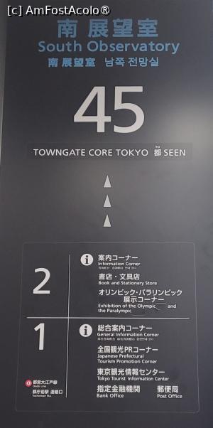 [P06] Cladirea avand birouri si sala de adunari a guvernului metropolitan din Tokyo, ne-au fost verificate bagajele inainte de urcarea in lift. In ziua vizitei noastre era deschis turnul de sud, in care am urcat cu liftul pana la etajul 45. » foto by geani anto
 - 
<span class="allrVoted glyphicon glyphicon-heart hidden" id="av1437832"></span>
<a class="m-l-10 hidden" id="sv1437832" onclick="voting_Foto_DelVot(,1437832,7999)" role="button">șterge vot <span class="glyphicon glyphicon-remove"></span></a>
<a id="v91437832" class=" c-red"  onclick="voting_Foto_SetVot(1437832)" role="button"><span class="glyphicon glyphicon-heart-empty"></span> <b>LIKE</b> = Votează poza</a> <img class="hidden"  id="f1437832W9" src="/imagini/loader.gif" border="0" /><span class="AjErrMes hidden" id="e1437832ErM"></span>