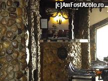 [P27] Barul restaurantului e placat cu piatra naturala, piatra care predomina in interiorul Castelului » foto by Alina Morar
 - 
<span class="allrVoted glyphicon glyphicon-heart hidden" id="av163662"></span>
<a class="m-l-10 hidden" id="sv163662" onclick="voting_Foto_DelVot(,163662,8012)" role="button">șterge vot <span class="glyphicon glyphicon-remove"></span></a>
<a id="v9163662" class=" c-red"  onclick="voting_Foto_SetVot(163662)" role="button"><span class="glyphicon glyphicon-heart-empty"></span> <b>LIKE</b> = Votează poza</a> <img class="hidden"  id="f163662W9" src="/imagini/loader.gif" border="0" /><span class="AjErrMes hidden" id="e163662ErM"></span>