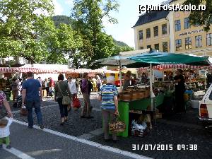 [P107] Bad Ischl-Wochenmarkt » foto by Alina53
 - 
<span class="allrVoted glyphicon glyphicon-heart hidden" id="av684943"></span>
<a class="m-l-10 hidden" id="sv684943" onclick="voting_Foto_DelVot(,684943,8013)" role="button">șterge vot <span class="glyphicon glyphicon-remove"></span></a>
<a id="v9684943" class=" c-red"  onclick="voting_Foto_SetVot(684943)" role="button"><span class="glyphicon glyphicon-heart-empty"></span> <b>LIKE</b> = Votează poza</a> <img class="hidden"  id="f684943W9" src="/imagini/loader.gif" border="0" /><span class="AjErrMes hidden" id="e684943ErM"></span>