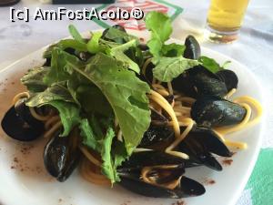 [P09] Cina la hotel Kruje -Spaghete cu fructe de mare » foto by hugovictor
 - 
<span class="allrVoted glyphicon glyphicon-heart hidden" id="av1036077"></span>
<a class="m-l-10 hidden" id="sv1036077" onclick="voting_Foto_DelVot(,1036077,8016)" role="button">șterge vot <span class="glyphicon glyphicon-remove"></span></a>
<a id="v91036077" class=" c-red"  onclick="voting_Foto_SetVot(1036077)" role="button"><span class="glyphicon glyphicon-heart-empty"></span> <b>LIKE</b> = Votează poza</a> <img class="hidden"  id="f1036077W9" src="/imagini/loader.gif" border="0" /><span class="AjErrMes hidden" id="e1036077ErM"></span>
