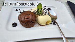 [P48] Brașov - Casa Wagner - desert Lava cake - foarte bun » foto by doina_c24
 - 
<span class="allrVoted glyphicon glyphicon-heart hidden" id="av1435881"></span>
<a class="m-l-10 hidden" id="sv1435881" onclick="voting_Foto_DelVot(,1435881,8052)" role="button">șterge vot <span class="glyphicon glyphicon-remove"></span></a>
<a id="v91435881" class=" c-red"  onclick="voting_Foto_SetVot(1435881)" role="button"><span class="glyphicon glyphicon-heart-empty"></span> <b>LIKE</b> = Votează poza</a> <img class="hidden"  id="f1435881W9" src="/imagini/loader.gif" border="0" /><span class="AjErrMes hidden" id="e1435881ErM"></span>