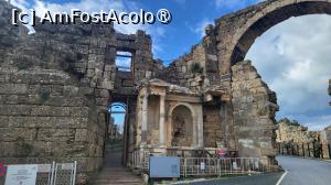 [P44] Monumentul Vespasian în stânga porții orașului » foto by k-lator
 - 
<span class="allrVoted glyphicon glyphicon-heart hidden" id="av1426014"></span>
<a class="m-l-10 hidden" id="sv1426014" onclick="voting_Foto_DelVot(,1426014,8053)" role="button">șterge vot <span class="glyphicon glyphicon-remove"></span></a>
<a id="v91426014" class=" c-red"  onclick="voting_Foto_SetVot(1426014)" role="button"><span class="glyphicon glyphicon-heart-empty"></span> <b>LIKE</b> = Votează poza</a> <img class="hidden"  id="f1426014W9" src="/imagini/loader.gif" border="0" /><span class="AjErrMes hidden" id="e1426014ErM"></span>