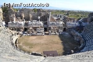 [P09] Teatrul antic văzut de sus » foto by AZE
 - 
<span class="allrVoted glyphicon glyphicon-heart hidden" id="av1172000"></span>
<a class="m-l-10 hidden" id="sv1172000" onclick="voting_Foto_DelVot(,1172000,8053)" role="button">șterge vot <span class="glyphicon glyphicon-remove"></span></a>
<a id="v91172000" class=" c-red"  onclick="voting_Foto_SetVot(1172000)" role="button"><span class="glyphicon glyphicon-heart-empty"></span> <b>LIKE</b> = Votează poza</a> <img class="hidden"  id="f1172000W9" src="/imagini/loader.gif" border="0" /><span class="AjErrMes hidden" id="e1172000ErM"></span>