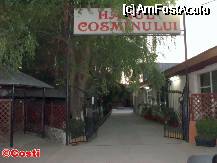 [P18] Intrarea la piscina Hotelului Cosmo » foto by Costi
 - 
<span class="allrVoted glyphicon glyphicon-heart hidden" id="av336209"></span>
<a class="m-l-10 hidden" id="sv336209" onclick="voting_Foto_DelVot(,336209,8071)" role="button">șterge vot <span class="glyphicon glyphicon-remove"></span></a>
<a id="v9336209" class=" c-red"  onclick="voting_Foto_SetVot(336209)" role="button"><span class="glyphicon glyphicon-heart-empty"></span> <b>LIKE</b> = Votează poza</a> <img class="hidden"  id="f336209W9" src="/imagini/loader.gif" border="0" /><span class="AjErrMes hidden" id="e336209ErM"></span>