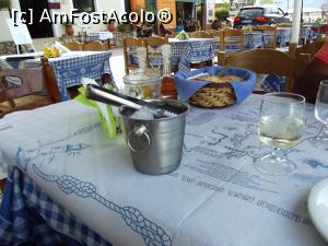 [P33] În aşteptarea mâncării la taverna Delfini din Vassiliki » foto by irinad
 - 
<span class="allrVoted glyphicon glyphicon-heart hidden" id="av821859"></span>
<a class="m-l-10 hidden" id="sv821859" onclick="voting_Foto_DelVot(,821859,8082)" role="button">șterge vot <span class="glyphicon glyphicon-remove"></span></a>
<a id="v9821859" class=" c-red"  onclick="voting_Foto_SetVot(821859)" role="button"><span class="glyphicon glyphicon-heart-empty"></span> <b>LIKE</b> = Votează poza</a> <img class="hidden"  id="f821859W9" src="/imagini/loader.gif" border="0" /><span class="AjErrMes hidden" id="e821859ErM"></span>