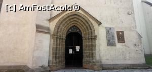 [P30] Intrare în Biserica romano-catolică Sf Iacob. » foto by Aurici
 - 
<span class="allrVoted glyphicon glyphicon-heart hidden" id="av1284381"></span>
<a class="m-l-10 hidden" id="sv1284381" onclick="voting_Foto_DelVot(,1284381,8088)" role="button">șterge vot <span class="glyphicon glyphicon-remove"></span></a>
<a id="v91284381" class=" c-red"  onclick="voting_Foto_SetVot(1284381)" role="button"><span class="glyphicon glyphicon-heart-empty"></span> <b>LIKE</b> = Votează poza</a> <img class="hidden"  id="f1284381W9" src="/imagini/loader.gif" border="0" /><span class="AjErrMes hidden" id="e1284381ErM"></span>