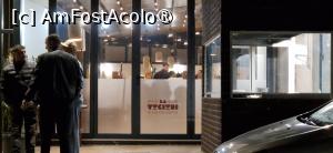 [P27] 27. Are ieșire separată pentru fumători. » foto by doinafil
 - 
<span class="allrVoted glyphicon glyphicon-heart hidden" id="av1506867"></span>
<a class="m-l-10 hidden" id="sv1506867" onclick="voting_Foto_DelVot(,1506867,8103)" role="button">șterge vot <span class="glyphicon glyphicon-remove"></span></a>
<a id="v91506867" class=" c-red"  onclick="voting_Foto_SetVot(1506867)" role="button"><span class="glyphicon glyphicon-heart-empty"></span> <b>LIKE</b> = Votează poza</a> <img class="hidden"  id="f1506867W9" src="/imagini/loader.gif" border="0" /><span class="AjErrMes hidden" id="e1506867ErM"></span>