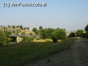 [P12] Pe faleza râului Vedea - în prim plan podul metalic din 1905. » foto by tata123 🔱
 - 
<span class="allrVoted glyphicon glyphicon-heart hidden" id="av1314428"></span>
<a class="m-l-10 hidden" id="sv1314428" onclick="voting_Foto_DelVot(,1314428,8118)" role="button">șterge vot <span class="glyphicon glyphicon-remove"></span></a>
<a id="v91314428" class=" c-red"  onclick="voting_Foto_SetVot(1314428)" role="button"><span class="glyphicon glyphicon-heart-empty"></span> <b>LIKE</b> = Votează poza</a> <img class="hidden"  id="f1314428W9" src="/imagini/loader.gif" border="0" /><span class="AjErrMes hidden" id="e1314428ErM"></span>