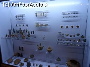 [P05] Figurine antropomorfe și alte piese descoperite pe șantierele arheologice din județul Teleorman.  » foto by tata123 🔱
 - 
<span class="allrVoted glyphicon glyphicon-heart hidden" id="av1035137"></span>
<a class="m-l-10 hidden" id="sv1035137" onclick="voting_Foto_DelVot(,1035137,8118)" role="button">șterge vot <span class="glyphicon glyphicon-remove"></span></a>
<a id="v91035137" class=" c-red"  onclick="voting_Foto_SetVot(1035137)" role="button"><span class="glyphicon glyphicon-heart-empty"></span> <b>LIKE</b> = Votează poza</a> <img class="hidden"  id="f1035137W9" src="/imagini/loader.gif" border="0" /><span class="AjErrMes hidden" id="e1035137ErM"></span>