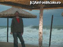[P17] Zlatnie Piasaci - furtună pe mare (valurile treceau cu câţiva metri dincolo de locul unde eram acolo!) » foto by Dragoș_MD
 - 
<span class="allrVoted glyphicon glyphicon-heart hidden" id="av173371"></span>
<a class="m-l-10 hidden" id="sv173371" onclick="voting_Foto_DelVot(,173371,8128)" role="button">șterge vot <span class="glyphicon glyphicon-remove"></span></a>
<a id="v9173371" class=" c-red"  onclick="voting_Foto_SetVot(173371)" role="button"><span class="glyphicon glyphicon-heart-empty"></span> <b>LIKE</b> = Votează poza</a> <img class="hidden"  id="f173371W9" src="/imagini/loader.gif" border="0" /><span class="AjErrMes hidden" id="e173371ErM"></span>
