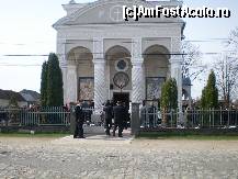 [P02] Paste la tara 2010 - in fata bisericii din sat » foto by presario
 - 
<span class="allrVoted glyphicon glyphicon-heart hidden" id="av61303"></span>
<a class="m-l-10 hidden" id="sv61303" onclick="voting_Foto_DelVot(,61303,8128)" role="button">șterge vot <span class="glyphicon glyphicon-remove"></span></a>
<a id="v961303" class=" c-red"  onclick="voting_Foto_SetVot(61303)" role="button"><span class="glyphicon glyphicon-heart-empty"></span> <b>LIKE</b> = Votează poza</a> <img class="hidden"  id="f61303W9" src="/imagini/loader.gif" border="0" /><span class="AjErrMes hidden" id="e61303ErM"></span>