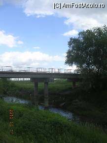 [P02] Podul peste Ampoi văzut din aval. » foto by abbilbal*
 - 
<span class="allrVoted glyphicon glyphicon-heart hidden" id="av96962"></span>
<a class="m-l-10 hidden" id="sv96962" onclick="voting_Foto_DelVot(,96962,8128)" role="button">șterge vot <span class="glyphicon glyphicon-remove"></span></a>
<a id="v996962" class=" c-red"  onclick="voting_Foto_SetVot(96962)" role="button"><span class="glyphicon glyphicon-heart-empty"></span> <b>LIKE</b> = Votează poza</a> <img class="hidden"  id="f96962W9" src="/imagini/loader.gif" border="0" /><span class="AjErrMes hidden" id="e96962ErM"></span>