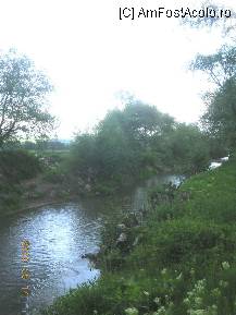 [P07] Ampoiul şi diverse resturi aruncate pe malul lui. » foto by abbilbal*
 - 
<span class="allrVoted glyphicon glyphicon-heart hidden" id="av96967"></span>
<a class="m-l-10 hidden" id="sv96967" onclick="voting_Foto_DelVot(,96967,8128)" role="button">șterge vot <span class="glyphicon glyphicon-remove"></span></a>
<a id="v996967" class=" c-red"  onclick="voting_Foto_SetVot(96967)" role="button"><span class="glyphicon glyphicon-heart-empty"></span> <b>LIKE</b> = Votează poza</a> <img class="hidden"  id="f96967W9" src="/imagini/loader.gif" border="0" /><span class="AjErrMes hidden" id="e96967ErM"></span>