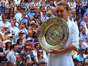 [P03] The QUEEN - Simona HALEP » foto by Dan&Ema
 - 
<span class="allrVoted glyphicon glyphicon-heart hidden" id="av1085673"></span>
<a class="m-l-10 hidden" id="sv1085673" onclick="voting_Foto_DelVot(,1085673,8129)" role="button">șterge vot <span class="glyphicon glyphicon-remove"></span></a>
<a id="v91085673" class=" c-red"  onclick="voting_Foto_SetVot(1085673)" role="button"><span class="glyphicon glyphicon-heart-empty"></span> <b>LIKE</b> = Votează poza</a> <img class="hidden"  id="f1085673W9" src="/imagini/loader.gif" border="0" /><span class="AjErrMes hidden" id="e1085673ErM"></span>