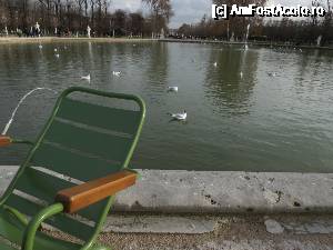 [P05] Parcul Tuileries, alta data plin de turisti, acum e gol. Pai cine ne mai arunca noua firmituri de paine?  » foto by dorgo
 - 
<span class="allrVoted glyphicon glyphicon-heart hidden" id="av692399"></span>
<a class="m-l-10 hidden" id="sv692399" onclick="voting_Foto_DelVot(,692399,8129)" role="button">șterge vot <span class="glyphicon glyphicon-remove"></span></a>
<a id="v9692399" class=" c-red"  onclick="voting_Foto_SetVot(692399)" role="button"><span class="glyphicon glyphicon-heart-empty"></span> <b>LIKE</b> = Votează poza</a> <img class="hidden"  id="f692399W9" src="/imagini/loader.gif" border="0" /><span class="AjErrMes hidden" id="e692399ErM"></span>