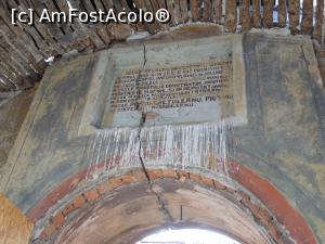 [P04] Biserica ruinată de la Ciuperceni - Pisania pe zidul deteriorat.  » foto by iulianic
 - 
<span class="allrVoted glyphicon glyphicon-heart hidden" id="av1090620"></span>
<a class="m-l-10 hidden" id="sv1090620" onclick="voting_Foto_DelVot(,1090620,8133)" role="button">șterge vot <span class="glyphicon glyphicon-remove"></span></a>
<a id="v91090620" class=" c-red"  onclick="voting_Foto_SetVot(1090620)" role="button"><span class="glyphicon glyphicon-heart-empty"></span> <b>LIKE</b> = Votează poza</a> <img class="hidden"  id="f1090620W9" src="/imagini/loader.gif" border="0" /><span class="AjErrMes hidden" id="e1090620ErM"></span>