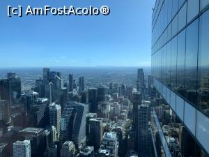 [P15] Vedere de sus și o parte din Eureka Tower » foto by AZE
 - 
<span class="allrVoted glyphicon glyphicon-heart hidden" id="av1367249"></span>
<a class="m-l-10 hidden" id="sv1367249" onclick="voting_Foto_DelVot(,1367249,8157)" role="button">șterge vot <span class="glyphicon glyphicon-remove"></span></a>
<a id="v91367249" class=" c-red"  onclick="voting_Foto_SetVot(1367249)" role="button"><span class="glyphicon glyphicon-heart-empty"></span> <b>LIKE</b> = Votează poza</a> <img class="hidden"  id="f1367249W9" src="/imagini/loader.gif" border="0" /><span class="AjErrMes hidden" id="e1367249ErM"></span>