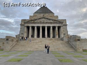 [P41] Shrine of Remembrance » foto by AZE
 - 
<span class="allrVoted glyphicon glyphicon-heart hidden" id="av1373054"></span>
<a class="m-l-10 hidden" id="sv1373054" onclick="voting_Foto_DelVot(,1373054,8157)" role="button">șterge vot <span class="glyphicon glyphicon-remove"></span></a>
<a id="v91373054" class=" c-red"  onclick="voting_Foto_SetVot(1373054)" role="button"><span class="glyphicon glyphicon-heart-empty"></span> <b>LIKE</b> = Votează poza</a> <img class="hidden"  id="f1373054W9" src="/imagini/loader.gif" border="0" /><span class="AjErrMes hidden" id="e1373054ErM"></span>