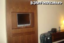 [P16] Tv incorporat in perete din camera noastra de la hotelul Ramada Britannia, Laatzen » foto by ileanaxperta*
 - 
<span class="allrVoted glyphicon glyphicon-heart hidden" id="av174614"></span>
<a class="m-l-10 hidden" id="sv174614" onclick="voting_Foto_DelVot(,174614,8197)" role="button">șterge vot <span class="glyphicon glyphicon-remove"></span></a>
<a id="v9174614" class=" c-red"  onclick="voting_Foto_SetVot(174614)" role="button"><span class="glyphicon glyphicon-heart-empty"></span> <b>LIKE</b> = Votează poza</a> <img class="hidden"  id="f174614W9" src="/imagini/loader.gif" border="0" /><span class="AjErrMes hidden" id="e174614ErM"></span>