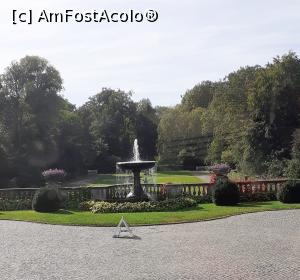 [P59] Prin parcul Sanssouci » foto by Carmen Ion
 - 
<span class="allrVoted glyphicon glyphicon-heart hidden" id="av1285442"></span>
<a class="m-l-10 hidden" id="sv1285442" onclick="voting_Foto_DelVot(,1285442,8200)" role="button">șterge vot <span class="glyphicon glyphicon-remove"></span></a>
<a id="v91285442" class=" c-red"  onclick="voting_Foto_SetVot(1285442)" role="button"><span class="glyphicon glyphicon-heart-empty"></span> <b>LIKE</b> = Votează poza</a> <img class="hidden"  id="f1285442W9" src="/imagini/loader.gif" border="0" /><span class="AjErrMes hidden" id="e1285442ErM"></span>