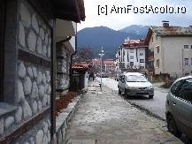 [P08] Strada pe care se afla hotelul , pe fundal se vede H St. Ivan Rilski si masinuta noastra » foto by ionescunic
 - 
<span class="allrVoted glyphicon glyphicon-heart hidden" id="av175180"></span>
<a class="m-l-10 hidden" id="sv175180" onclick="voting_Foto_DelVot(,175180,8211)" role="button">șterge vot <span class="glyphicon glyphicon-remove"></span></a>
<a id="v9175180" class=" c-red"  onclick="voting_Foto_SetVot(175180)" role="button"><span class="glyphicon glyphicon-heart-empty"></span> <b>LIKE</b> = Votează poza</a> <img class="hidden"  id="f175180W9" src="/imagini/loader.gif" border="0" /><span class="AjErrMes hidden" id="e175180ErM"></span>