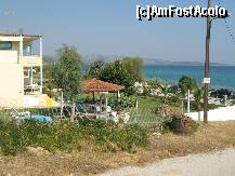 [P17] Vila Stelakis, este amplasata pe plaja Tripty, in dreapta este hotel Grand Beach. » foto by laurentiucapac
 - 
<span class="allrVoted glyphicon glyphicon-heart hidden" id="av177307"></span>
<a class="m-l-10 hidden" id="sv177307" onclick="voting_Foto_DelVot(,177307,8269)" role="button">șterge vot <span class="glyphicon glyphicon-remove"></span></a>
<a id="v9177307" class=" c-red"  onclick="voting_Foto_SetVot(177307)" role="button"><span class="glyphicon glyphicon-heart-empty"></span> <b>LIKE</b> = Votează poza</a> <img class="hidden"  id="f177307W9" src="/imagini/loader.gif" border="0" /><span class="AjErrMes hidden" id="e177307ErM"></span>