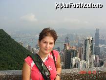 [P03] Vedere de pe Victoria Peak. In spate, cartierul celor cu bani, daca se poate spune asa. » foto by ramonav23
 - 
<span class="allrVoted glyphicon glyphicon-heart hidden" id="av177758"></span>
<a class="m-l-10 hidden" id="sv177758" onclick="voting_Foto_DelVot(,177758,8285)" role="button">șterge vot <span class="glyphicon glyphicon-remove"></span></a>
<a id="v9177758" class=" c-red"  onclick="voting_Foto_SetVot(177758)" role="button"><span class="glyphicon glyphicon-heart-empty"></span> <b>LIKE</b> = Votează poza</a> <img class="hidden"  id="f177758W9" src="/imagini/loader.gif" border="0" /><span class="AjErrMes hidden" id="e177758ErM"></span>